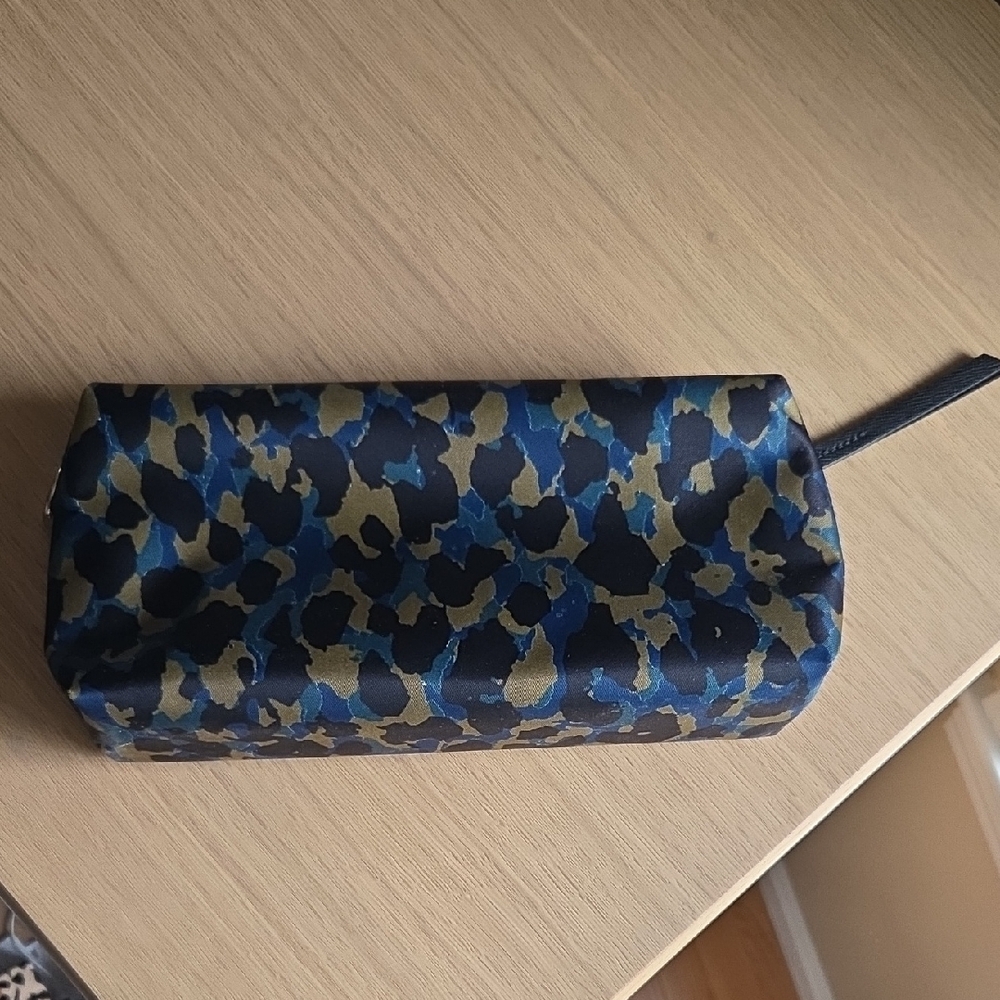 Longchamp Le Pliage Neo Cosmetic Bag - Picture 2 of 5